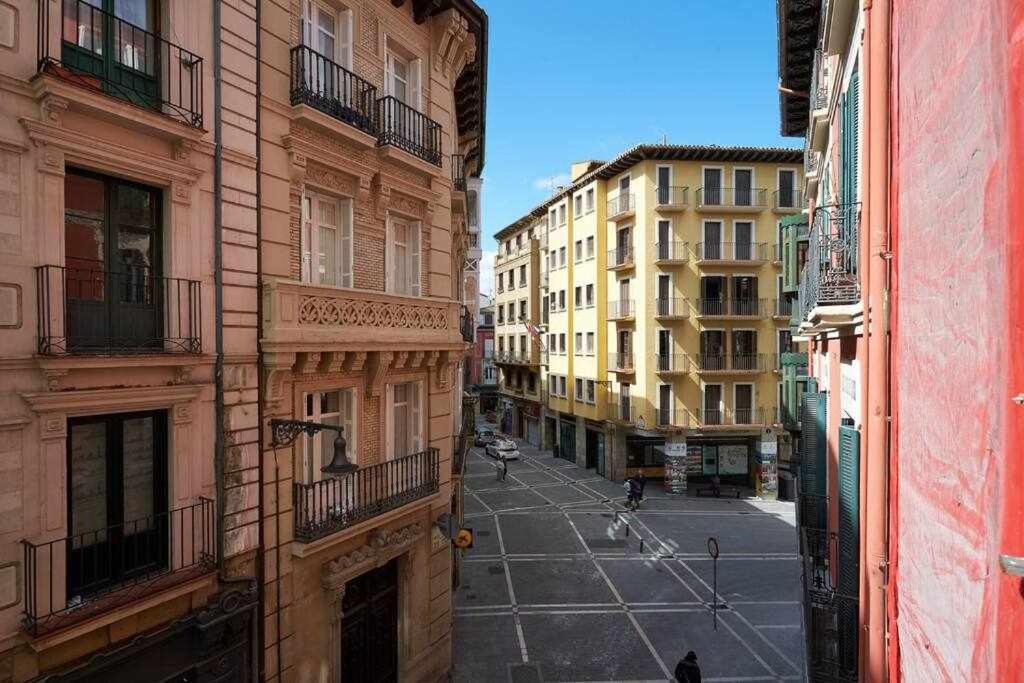 Apartamento Ayla Ayuntamiento Pamplona Exteriér fotografie